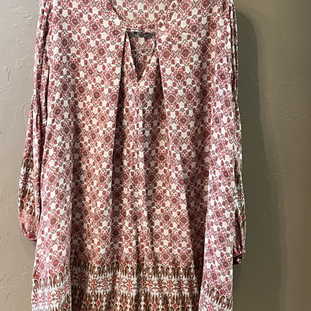 Full flowing, hi-low, long sleeve dress/blouse, shades of brown and red, size 1X